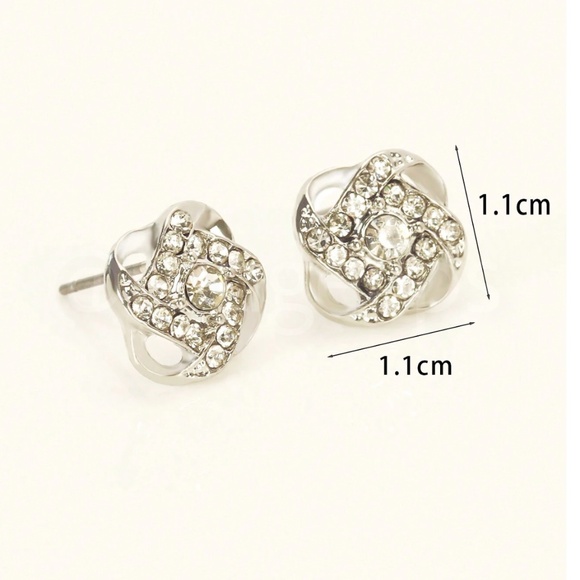 Silver Color Stud Earrings Faux Gem Stones - Picture 7 of 7